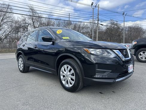 Used 2020 Nissan Rogue S image 3