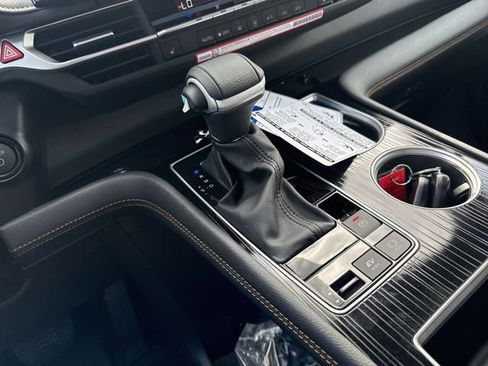 New 2026 Toyota Sienna XLE Woodland Edition AWD/4WD image 22