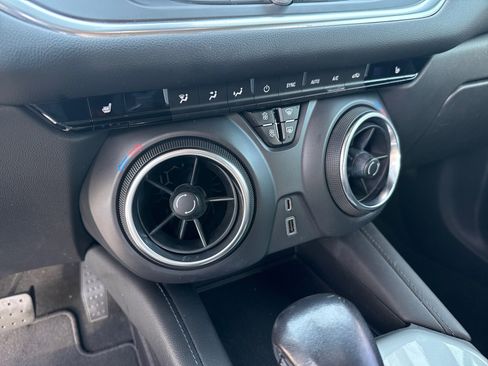 Used 2021 Chevrolet Blazer LT image 19