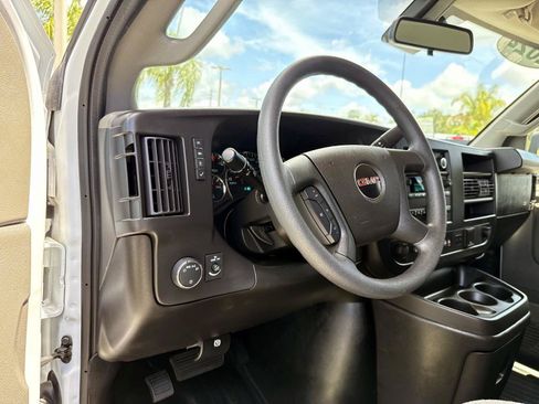 Used 2024 GMC Savana 3500 LS RWD image 16