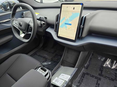 New 2026 Volvo EX30 Plus image 10