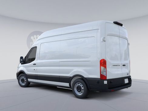 New 2026 Ford Transit 250 148 High Roof RWD image 5