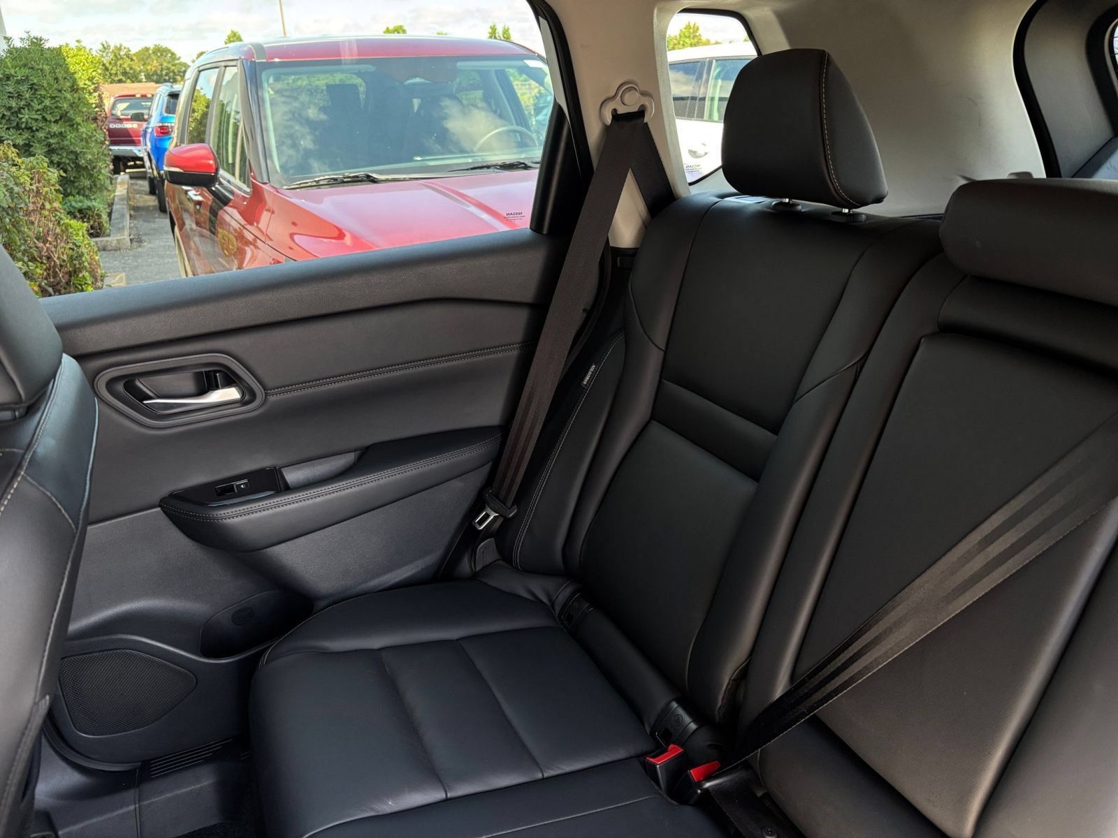 Used 2026 Nissan Rogue SL AWD/4WD image 41