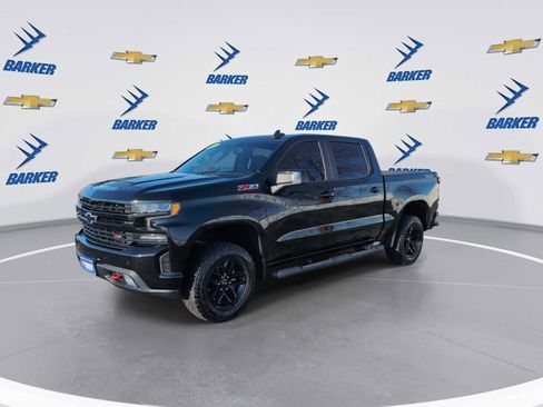 Used 2020 Chevrolet Silverado 1500 LT Trail Boss w/ Midnight Edition image 4