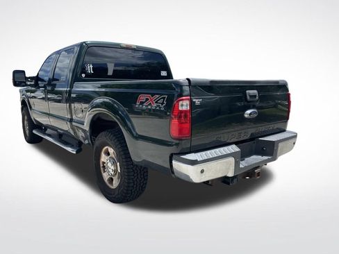 Used 2015 Ford F250 XLT w/ XLT Interior Package AWD/4WD image 5