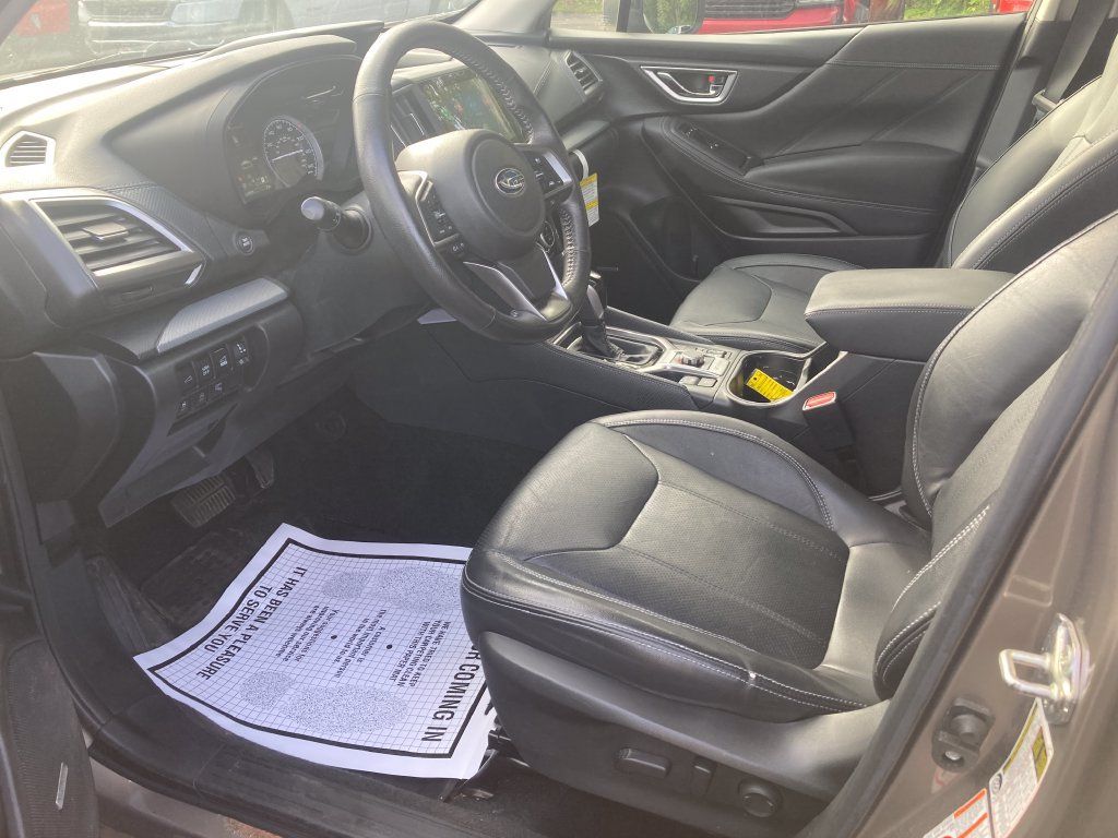 Used 2019 Subaru Forester Limited AWD/4WD image 12