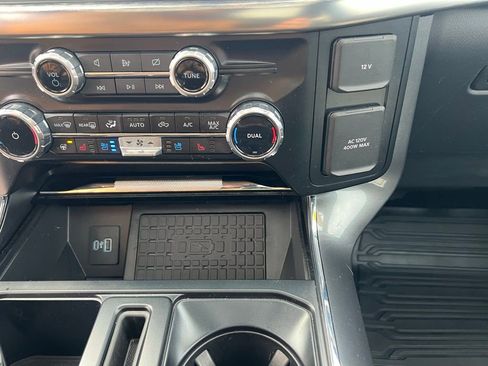 Used 2023 Ford F150 Lariat w/ Equipment Group 502A High image 42