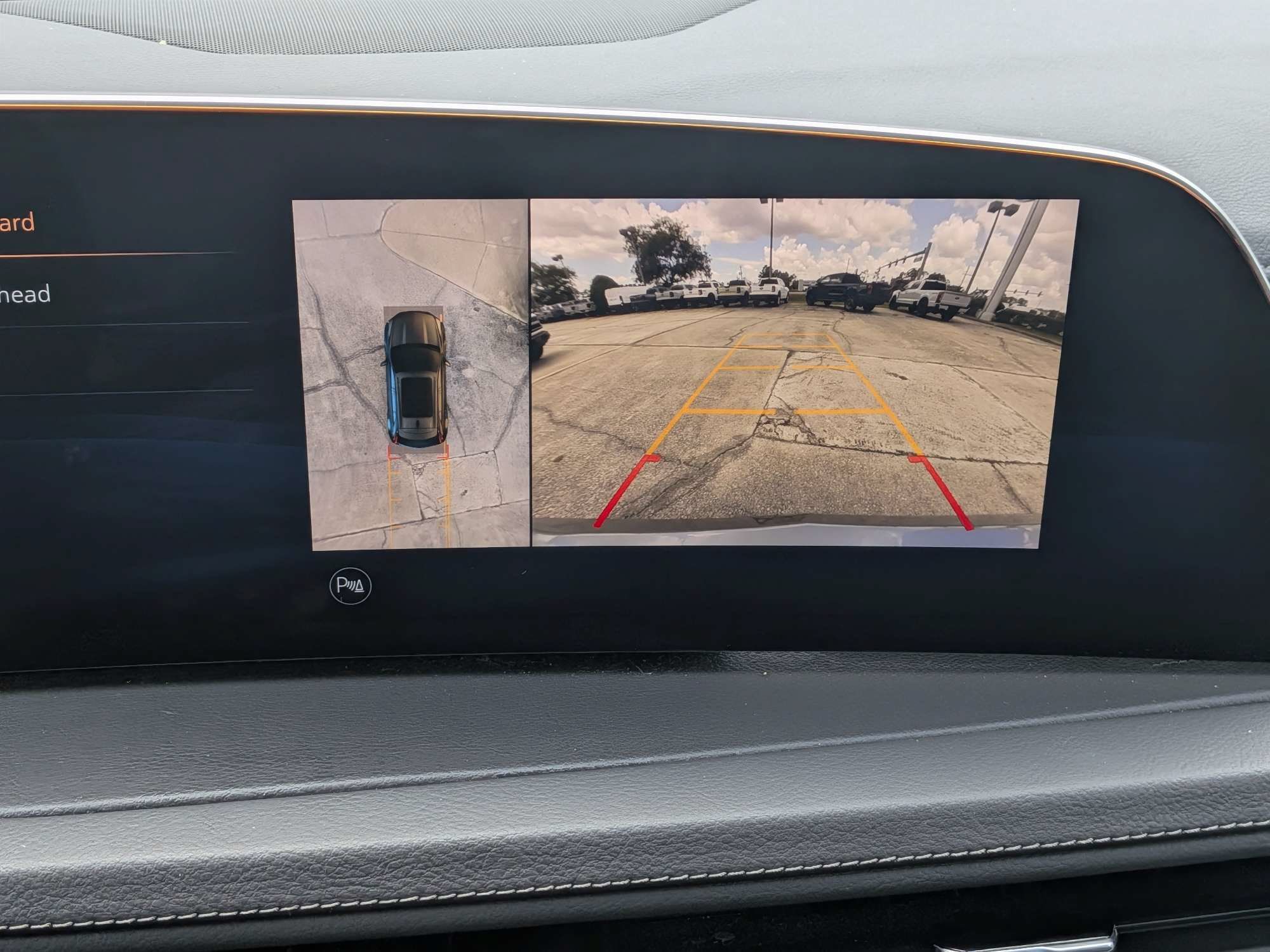 Used 2025 Cadillac XT4 Premium Luxury FWD image 23