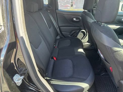 Certified 2023 Jeep Renegade Trailhawk AWD/4WD image 16