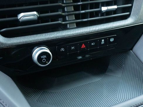 New 2026 Ford Explorer Platinum RWD image 36