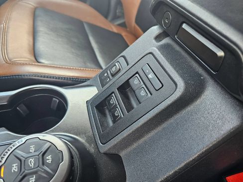 Used 2021 Ford Bronco Outer Banks AWD/4WD image 25