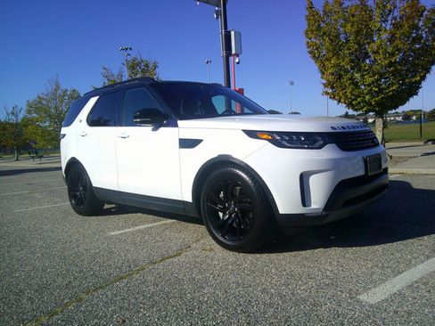 Used 2018 Land Rover Discovery HSE image 35