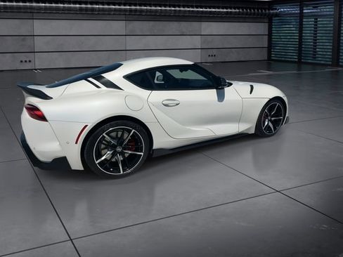 Used 2022 Toyota Supra Premium w/ Driver Assist Package RWD image 8