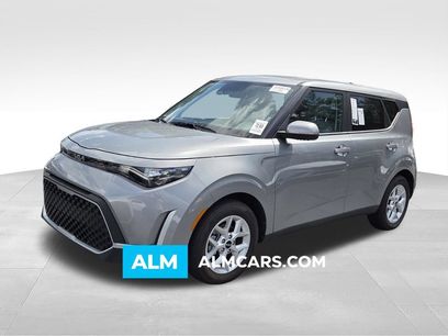 Used 2025 Kia Soul LX