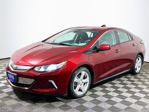 Used 2017 Chevrolet Volt LT w/ Comfort Package image 4