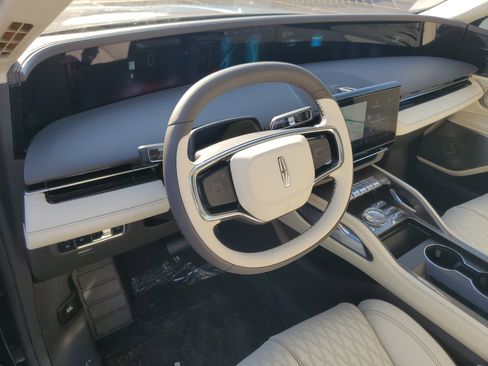 New 2026 Lincoln Nautilus Black Label AWD/4WD image 12