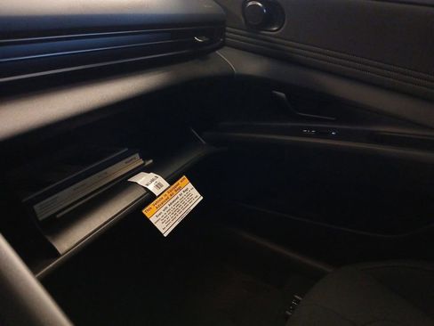 New 2026 Hyundai Elantra SEL Sport Premium FWD image 22