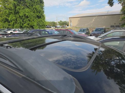 Used 2019 Subaru Outback 2.5i Limited AWD/4WD image 8