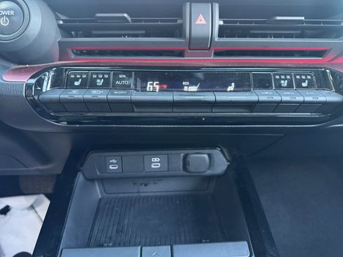 Certified 2024 Toyota Prius Prime Premium image 12