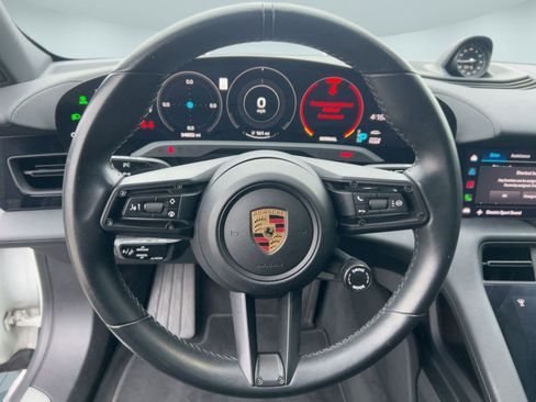 Used 2021 Porsche Taycan 4S w/ Premium Package image 17