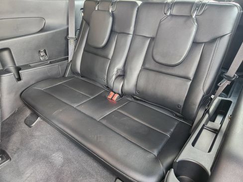 Used 2022 Ford Explorer Limited w/ Equipment Group 301A RWD image 33