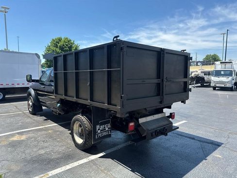 Used 2018 RAM 5500 SLT w/ Quick Order Package 29G SLT AWD/4WD image 6
