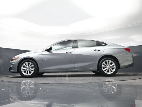 Used 2025 Chevrolet Malibu LT FWD image 33