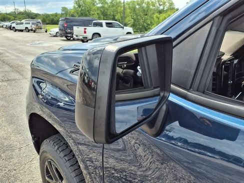 Used 2023 Chevrolet Silverado 1500 LT Trail Boss w/ LT Trail Boss Premium Package AWD/4WD image 17