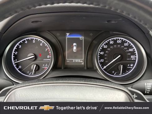 Used 2023 Toyota Camry SE FWD image 16