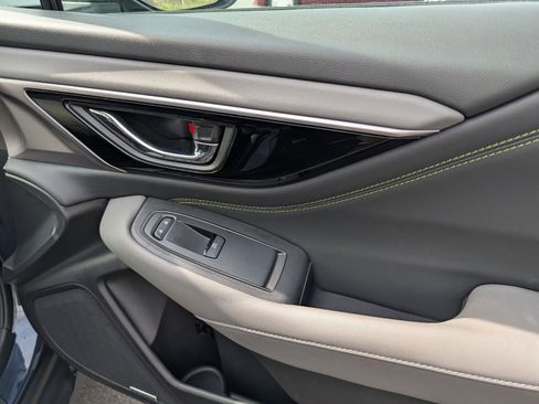 Used 2025 Subaru Outback Onyx Edition image 24