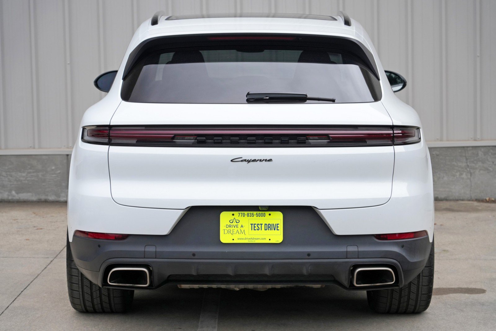 Used 2024 Porsche Cayenne AWD/4WD image 54