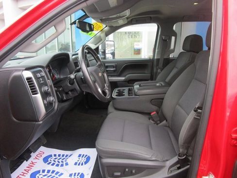 Used 2017 Chevrolet Silverado 2500 LT w/ LT Convenience Package image 18