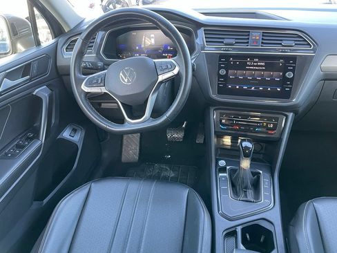 Certified 2023 Volkswagen Tiguan SE AWD/4WD image 9