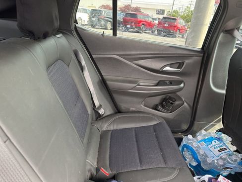 Used 2024 Buick Envista Preferred w/ Convenience I Package FWD image 9