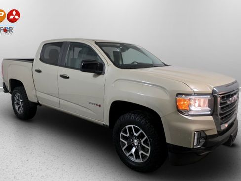 Used 2021 GMC Canyon AT4 image 2