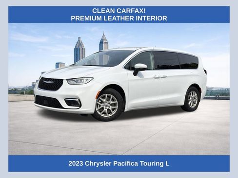 Used 2023 Chrysler Pacifica Touring-L FWD image 1
