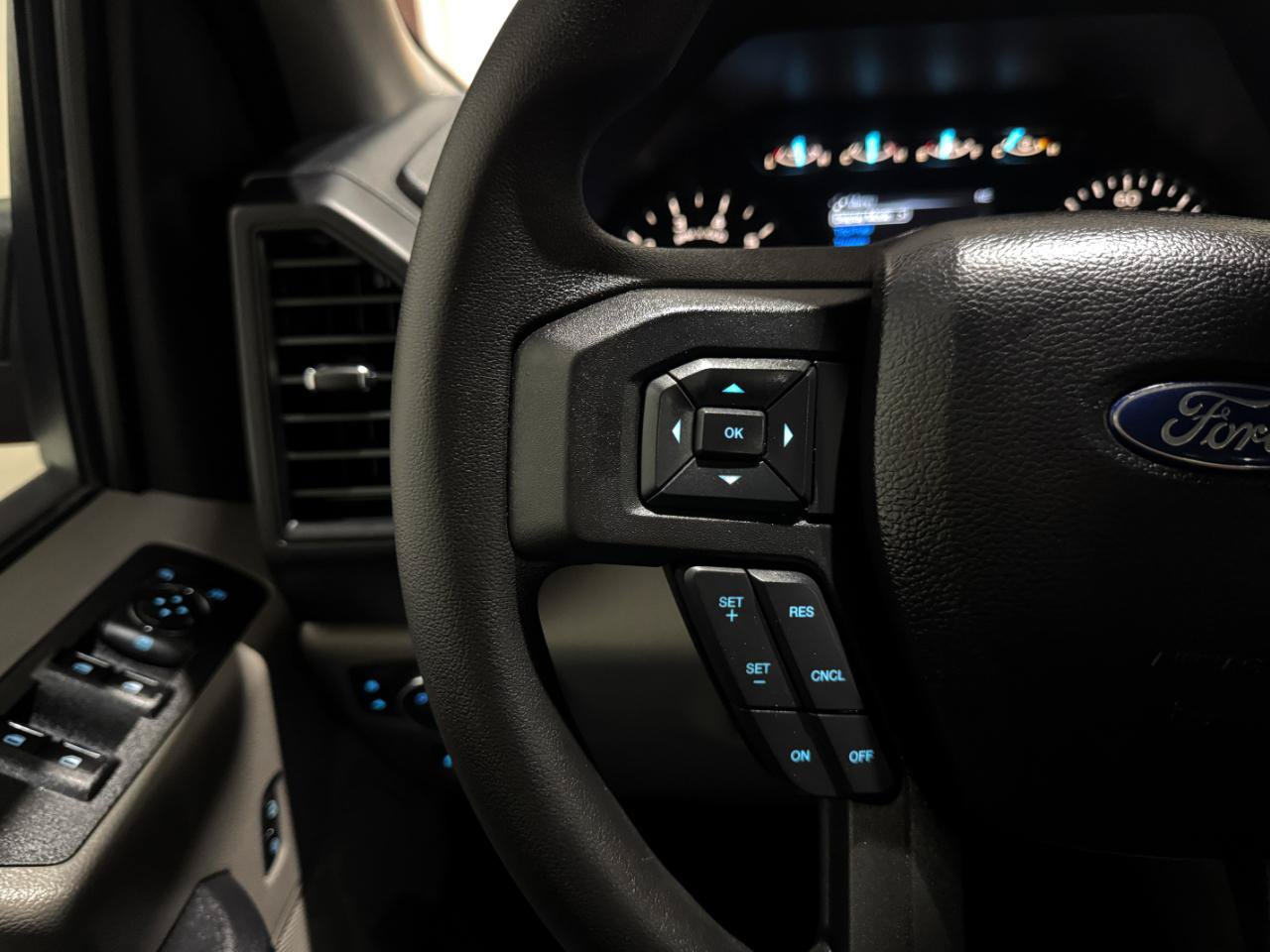 Used 2019 Ford F150 XL w/ Equipment Group 101A Mid RWD image 21