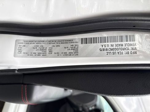 Used 2024 Dodge Durango GT image 19