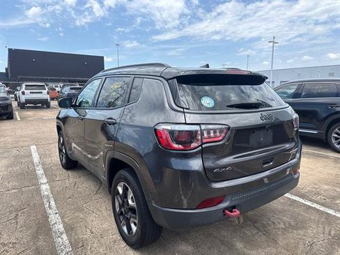 Used 2018 Jeep Compass Trailhawk AWD/4WD image 6