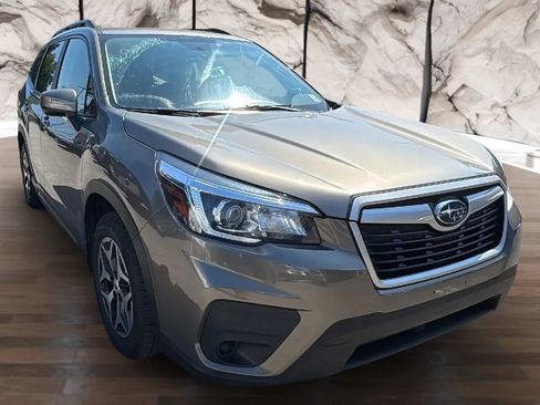Used 2020 Subaru Forester Premium AWD/4WD image 24