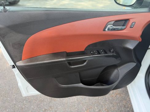 Used 2015 Chevrolet Sonic LTZ FWD image 40