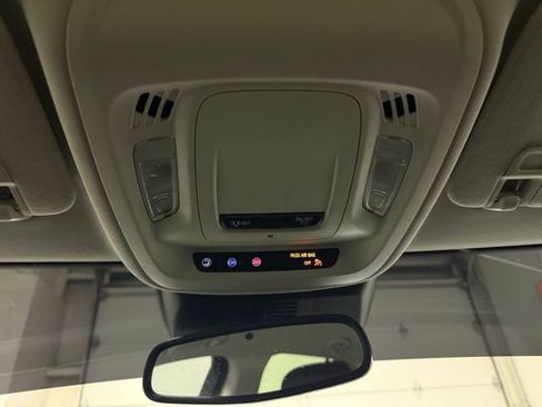 Certified 2025 Buick Envision Preferred image 20