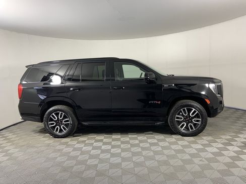 Used 2024 GMC Yukon AT4 w/ Technology Package image 2