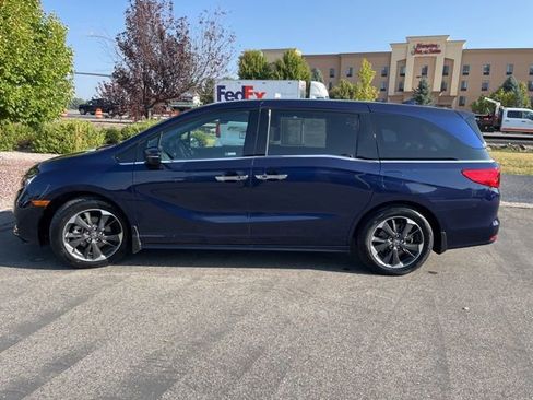 Used 2023 Honda Odyssey Elite image 5