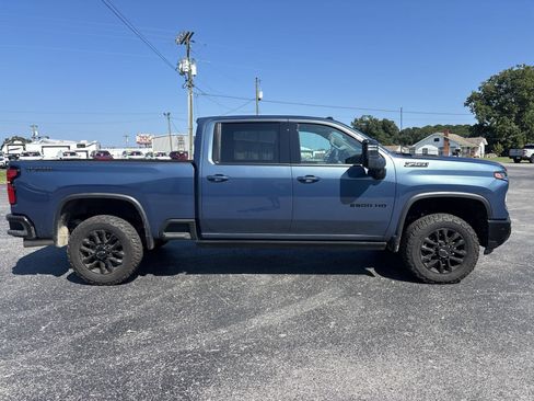Used 2025 Chevrolet Silverado 2500 LTZ w/ LTZ Plus Package AWD/4WD image 15