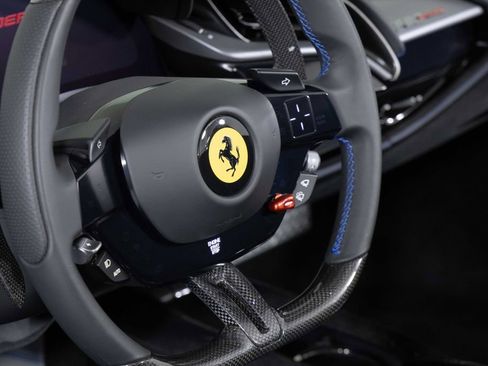 Used 2024 Ferrari SF90 Spider image 30