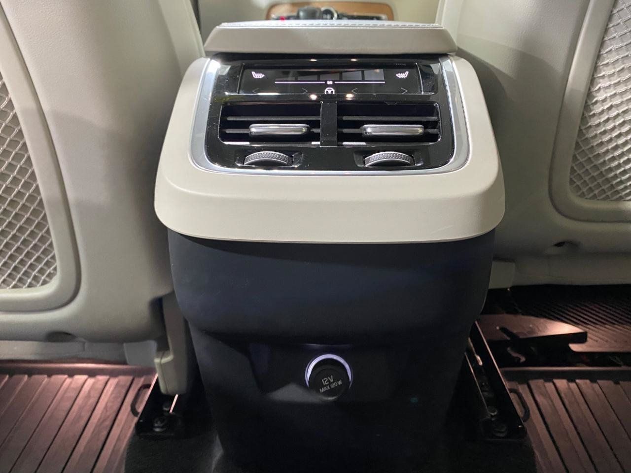 Used 2019 Volvo XC90 T6 Inscription w/ Advanced Package AWD/4WD image 13