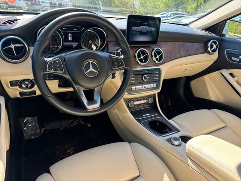 Used 2018 Mercedes-Benz GLA 250 image 22