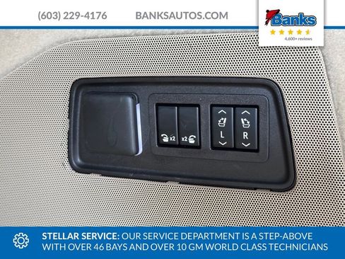 Certified 2023 Cadillac Escalade ESV Premium Luxury w/ Performance Package AWD/4WD image 10