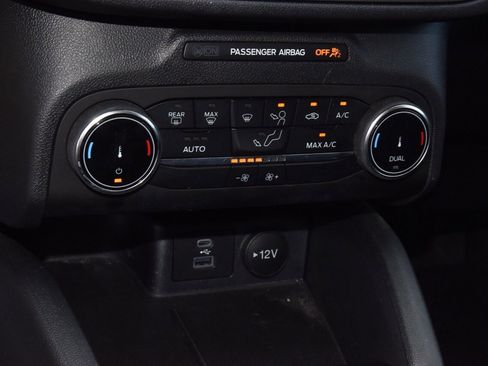 Used 2023 Ford Escape Active image 30